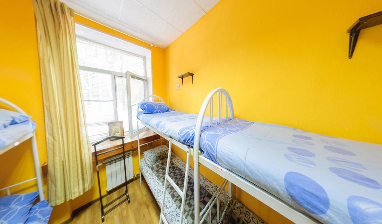 Yourhostel Svyatoshino Kiev Eksteriør bilde