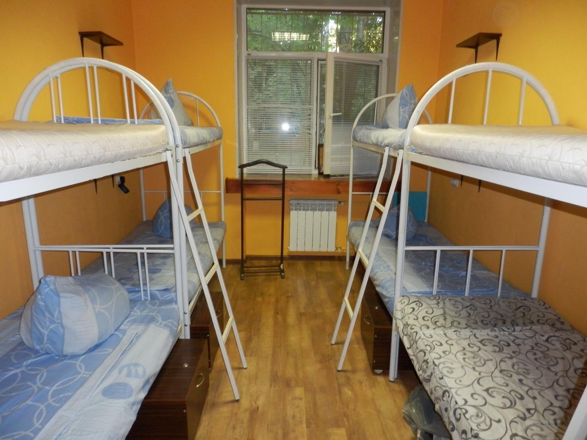 Yourhostel Svyatoshino Kiev Eksteriør bilde